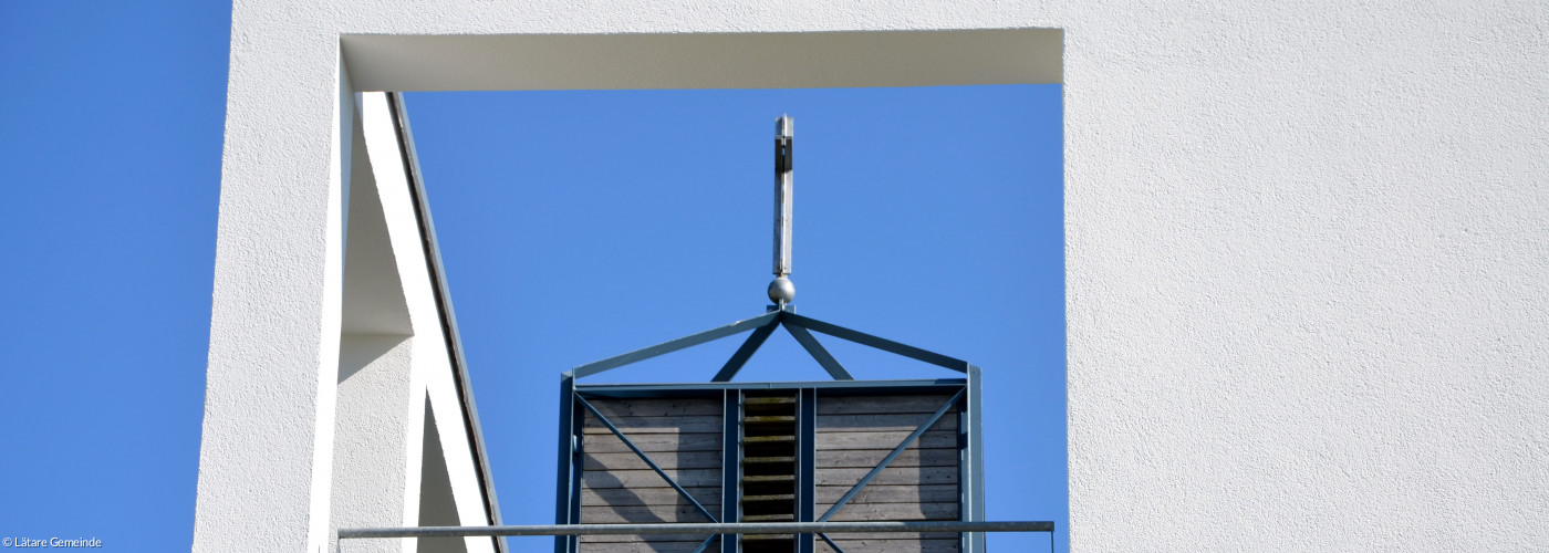 Blick auf Glockenturm DBK