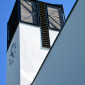 Blick auf Glockenturm und Uhr DBK von unten