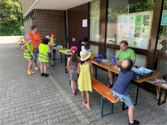 Ehrenamtliche beim Kindertag