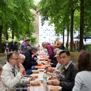 Lange Tafel